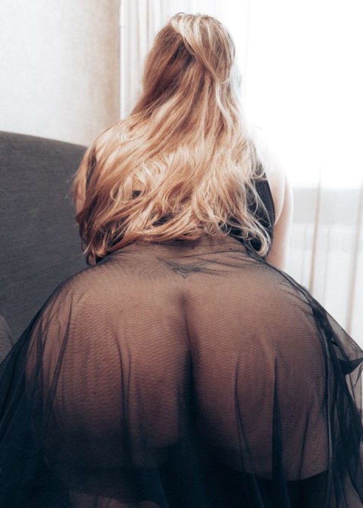 Индивидуалка Алёна фото № 2 в городе Старый Оскол